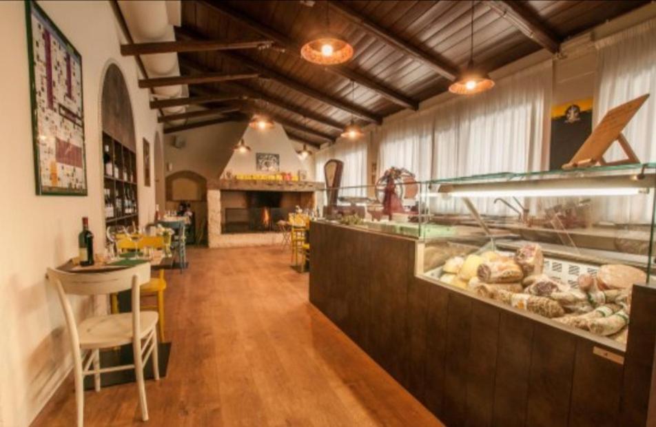 Hotel La Vecchia Fattoria à Loreto Extérieur photo