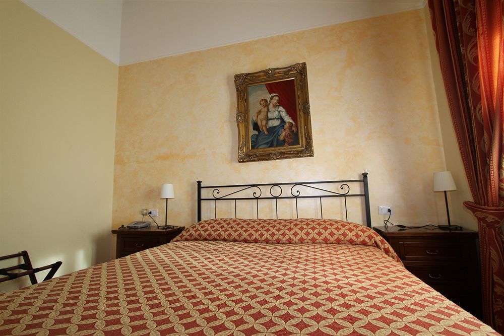 Hotel La Vecchia Fattoria à Loreto Extérieur photo